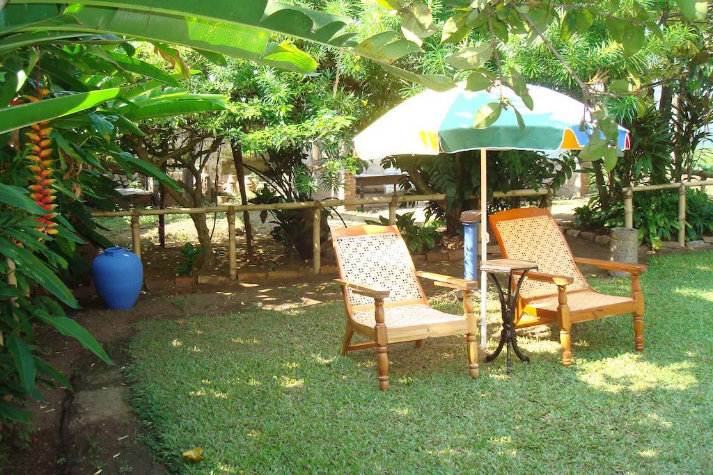 Blue Seas Guest House Dehiwala-Mount Lavinia Екстер'єр фото