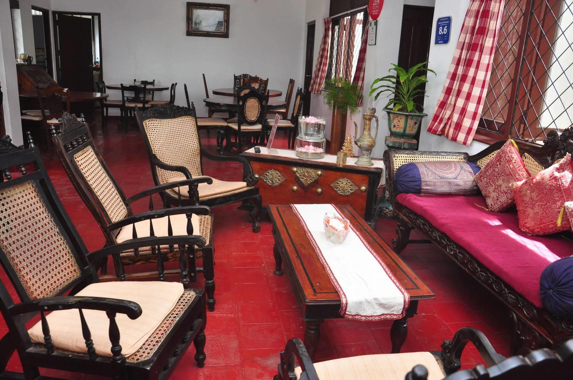 Blue Seas Guest House Dehiwala-Mount Lavinia Екстер'єр фото